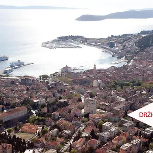 Rajna , Split Croacia